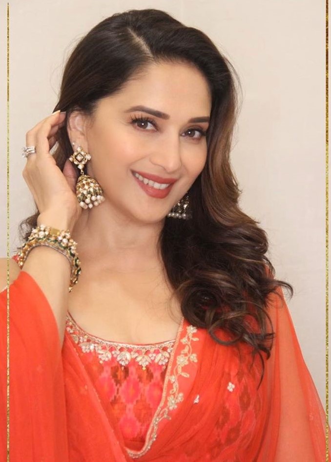  Madhuri Dixit