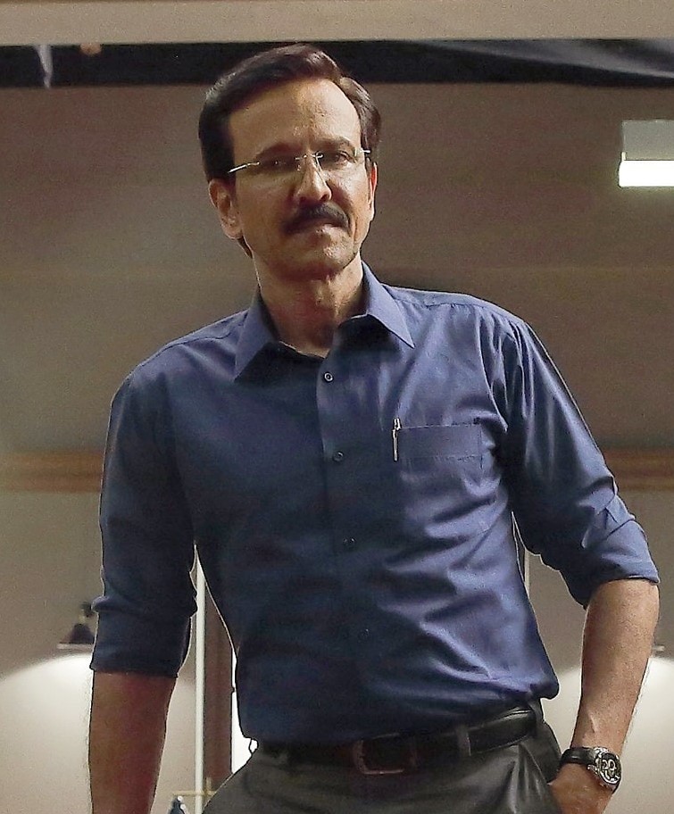 Kay Kay Menon