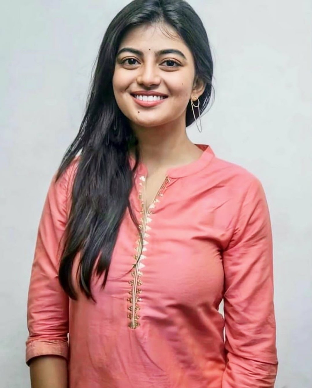 Anandhi