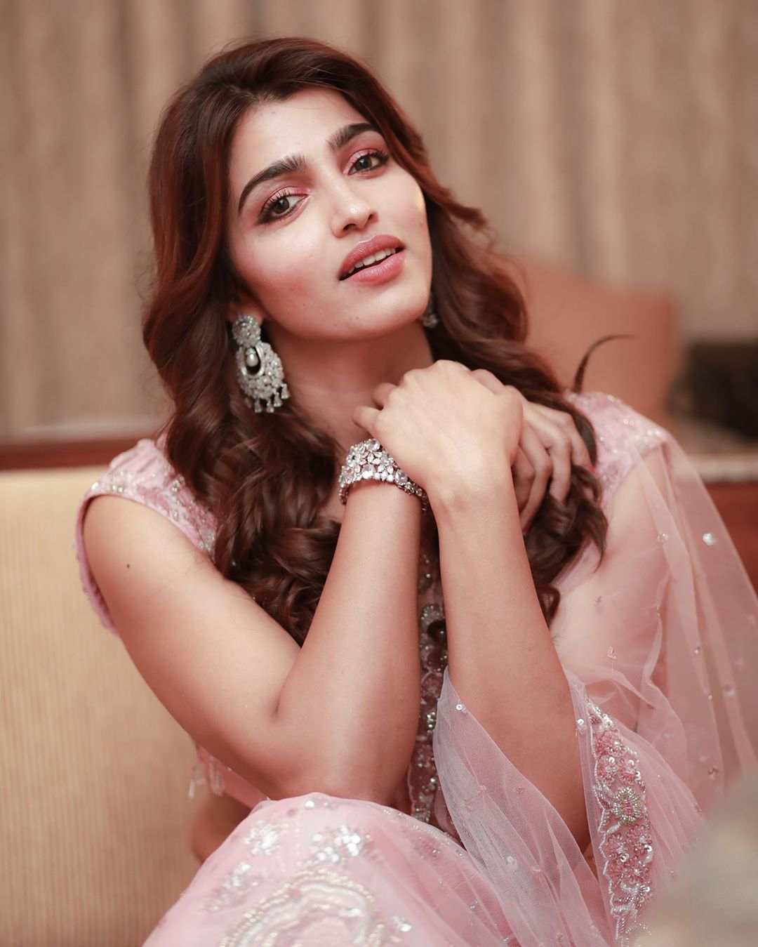  Sai Dhanshika