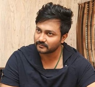  Bobby Simha