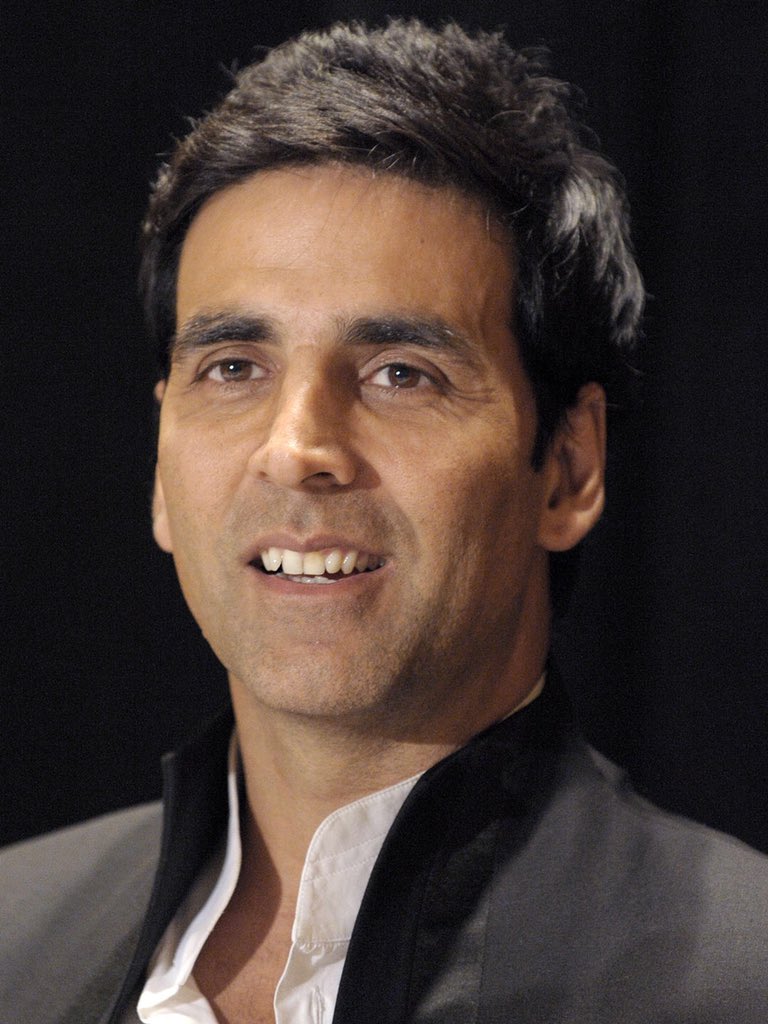  Akshay Kumar