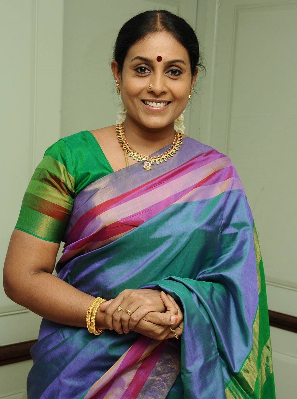  Saranya Ponvannan