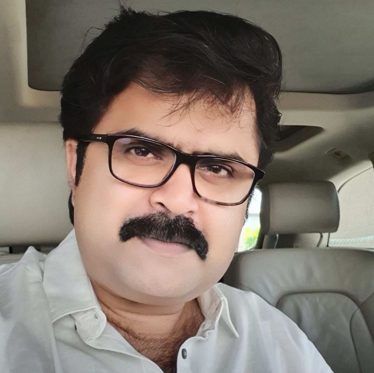  Anoop Menon 